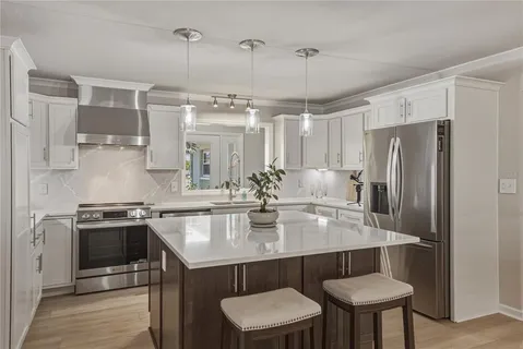 $850,000 | 6717 Cardinal Drive South, St. Petersburg, FL 33707