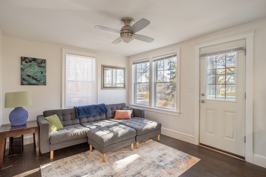 28 Robinwood Road Dedham, MA 02026 - Photo 8 of 34 Gallery Image 8