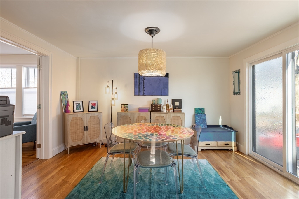 28 Robinwood Road Dedham, MA 02026 - Photo 9 of 34 Gallery Image 9