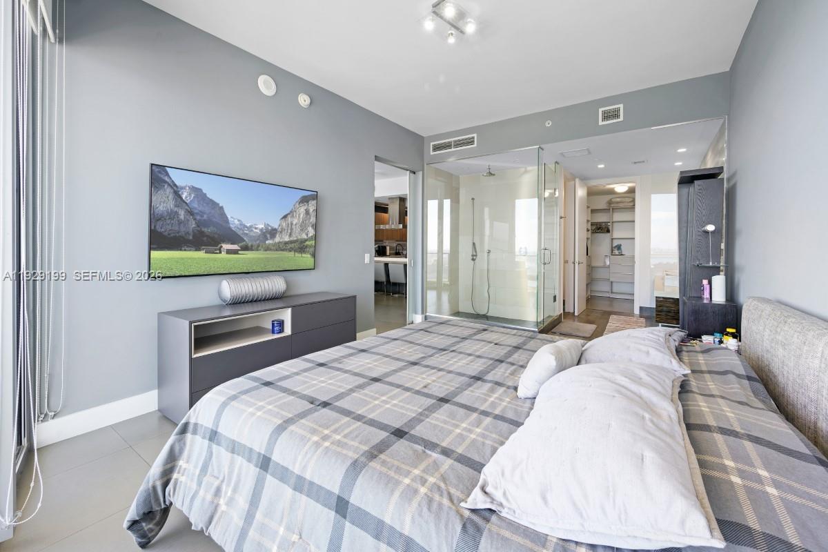 1100 Biscayne Boulevard, Unit 3104 Miami, FL 33132 - Photo 12 of 21