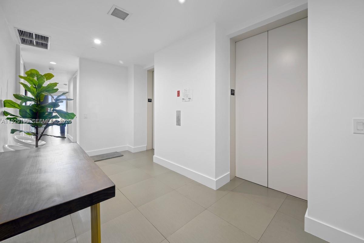 1100 Biscayne Boulevard, Unit 3104 Miami, FL 33132 - Photo 20 of 21