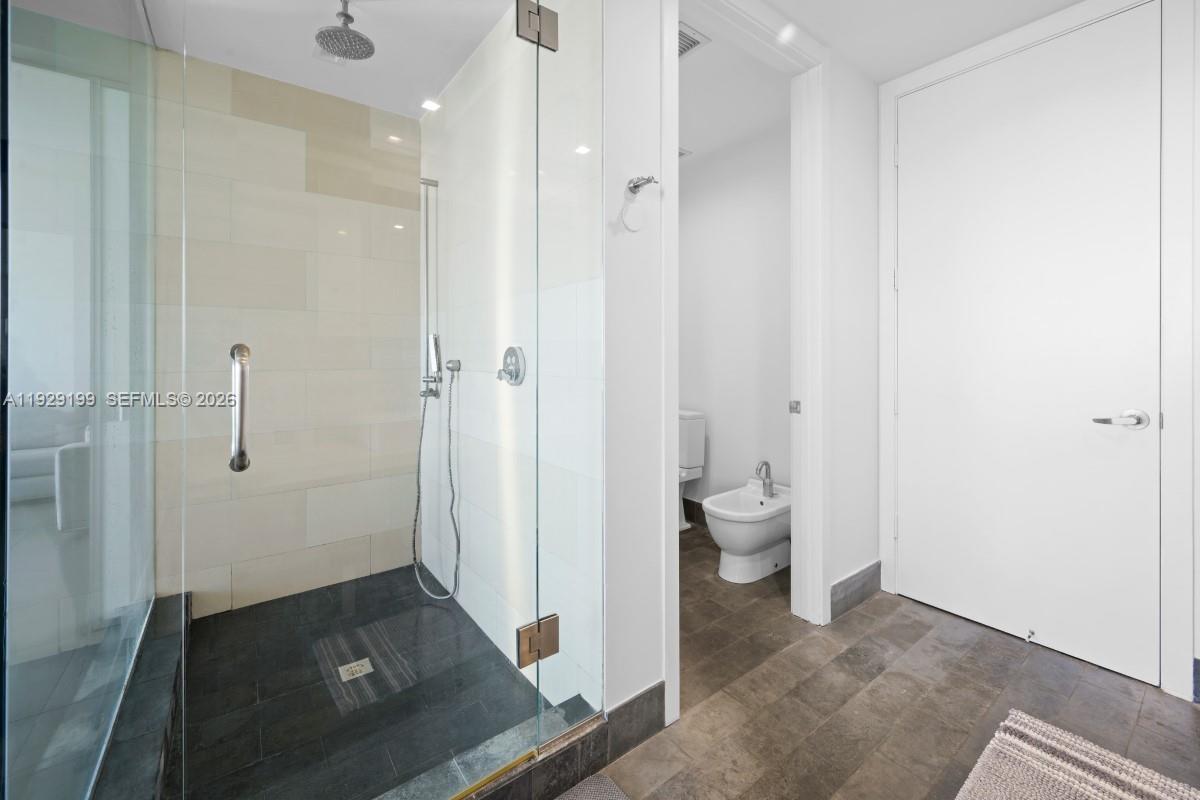 1100 Biscayne Boulevard, Unit 3104 Miami, FL 33132 - Photo 10 of 21