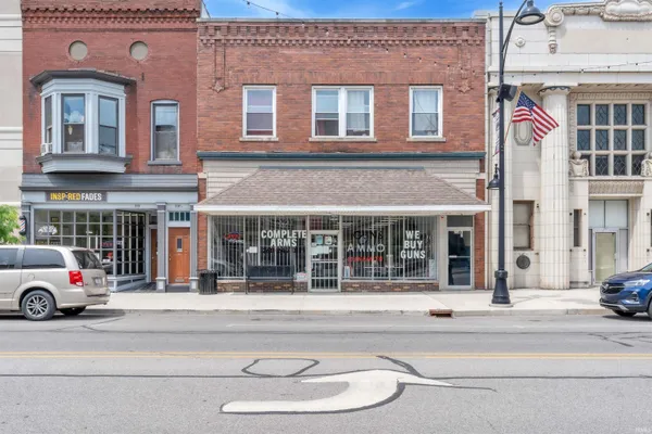 $419,900 | 214 South Main Street, Kendallville, IN 46755