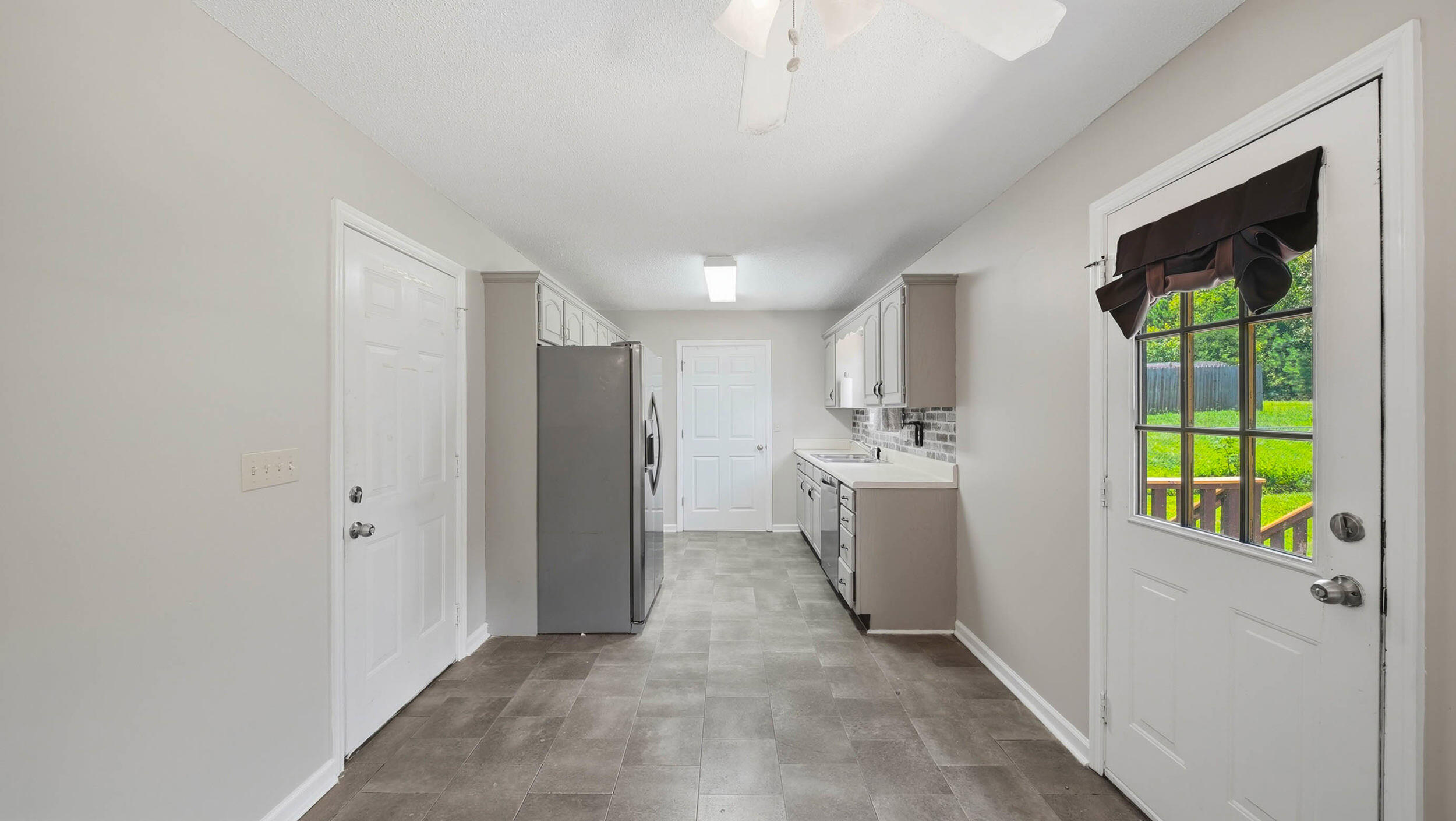 186 Rodeo Drive Rock Spring, GA 30739 - Photo 7 of 28 186 rodeo dr-9