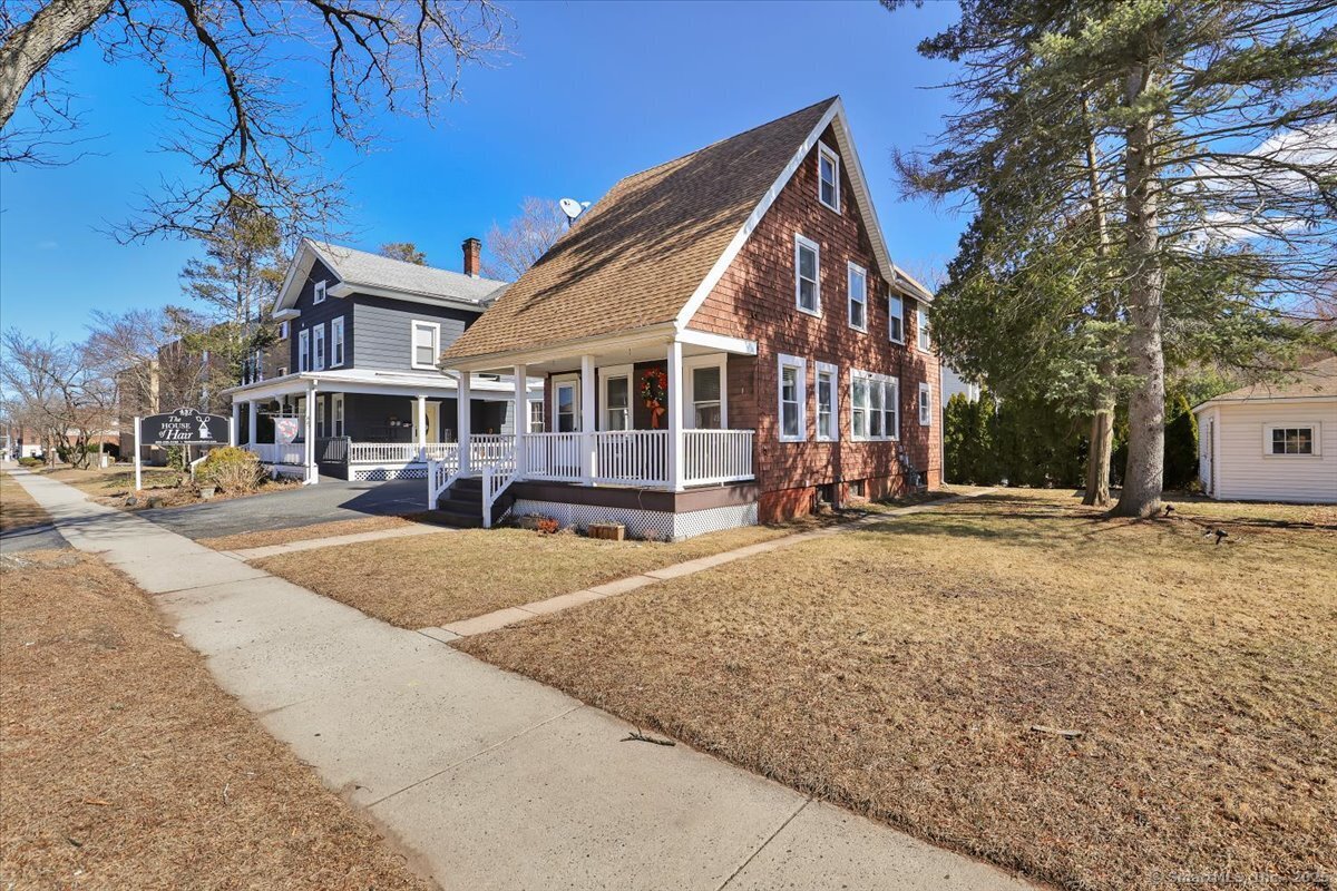 435 Broad Street Meriden, CT 06450 - Photo 1 of 1 Gallery Image 1