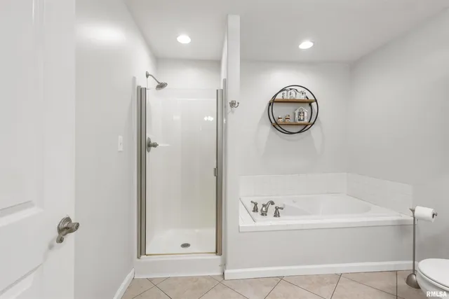 $279,900 | 21 Brookside Lane, De Soto, IL 62924