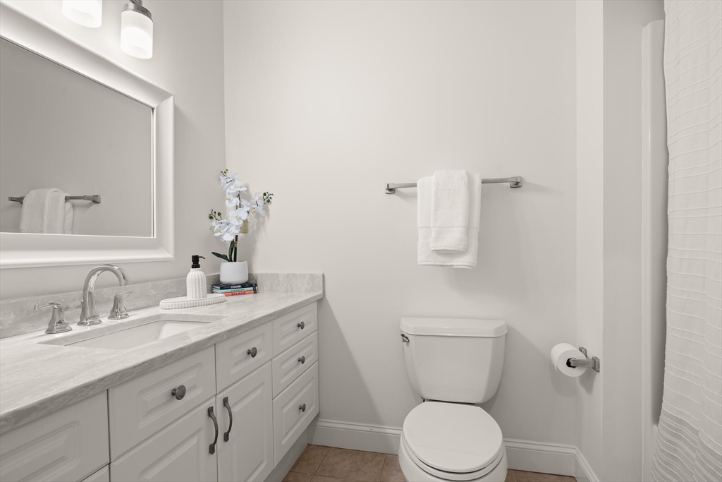 12 Brookside Road, Unit 28 Westford, MA 01886 - Photo 17 of 20 Gallery Image 17