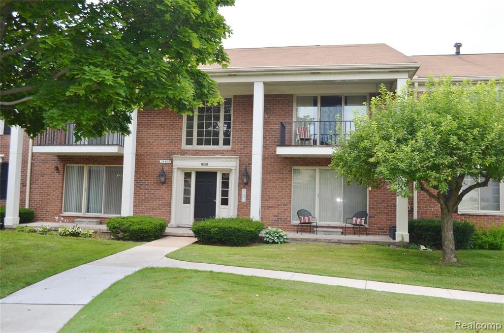 29602 Middlebelt Road, Unit 2801 Farmington Hills, MI 48334 - Photo 38 of 42