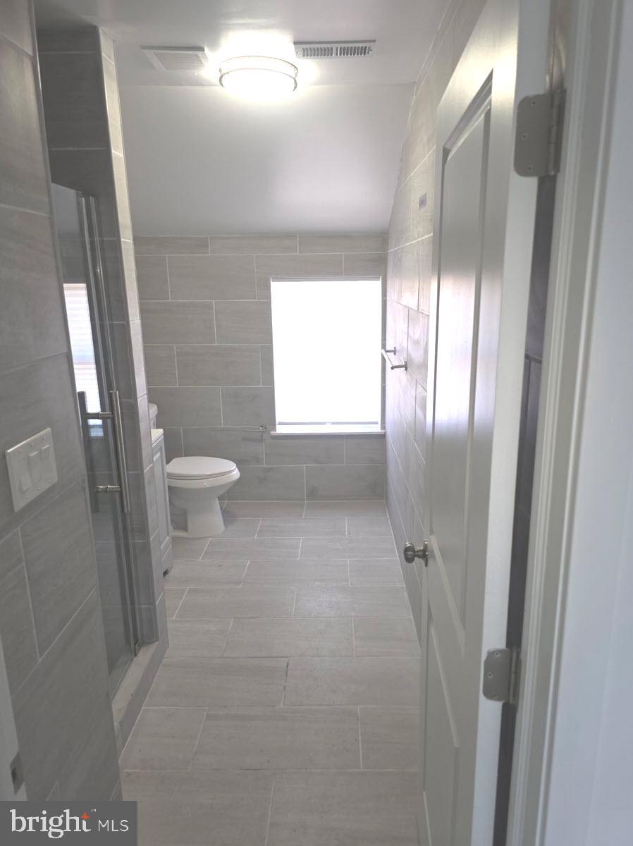 514 Ryers Avenue, Unit B Cheltenham, PA 19012 - Photo 8 of 20