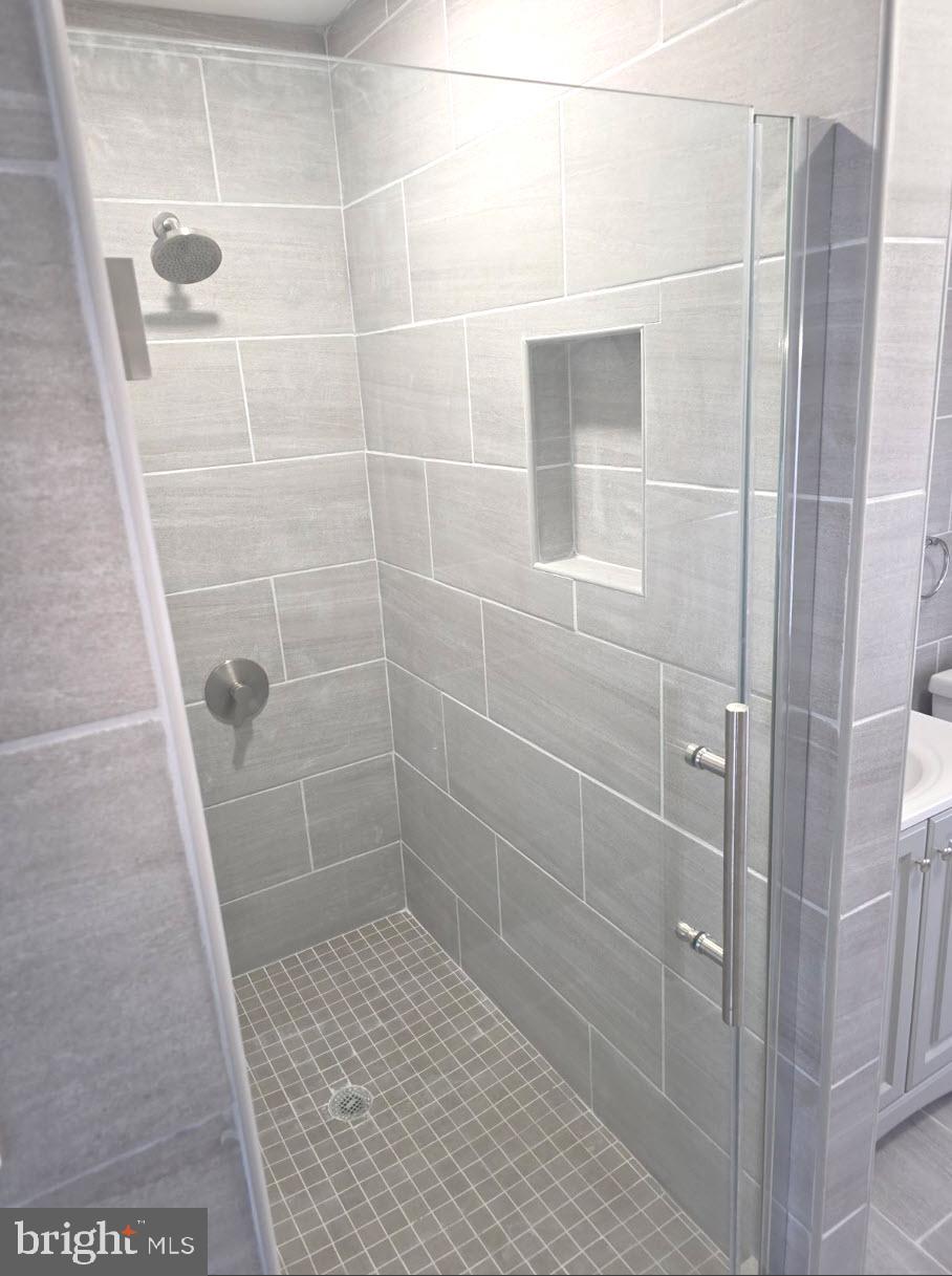 514 Ryers Avenue, Unit B Cheltenham, PA 19012 - Photo 9 of 20