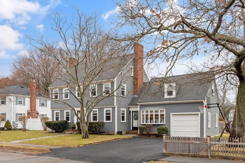 9 Allerton Road Milton, MA 02186 - Photo 2 of 33 Gallery Image 2