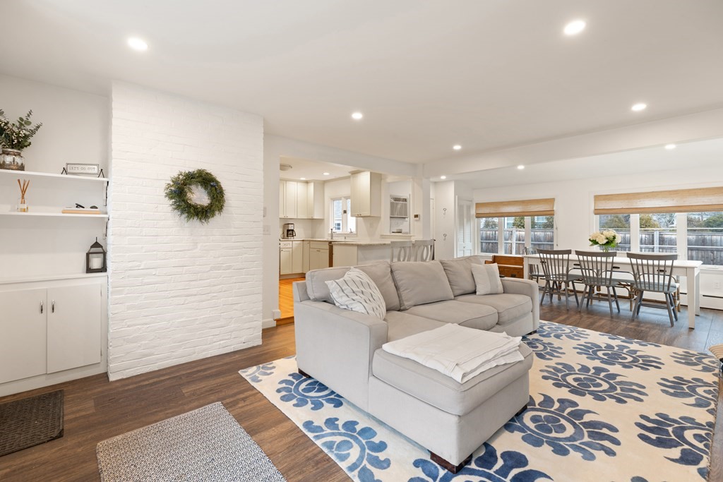 9 Allerton Road Milton, MA 02186 - Photo 6 of 33 Gallery Image 6