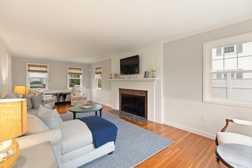 9 Allerton Road Milton, MA 02186 - Photo 8 of 33 Gallery Image 8