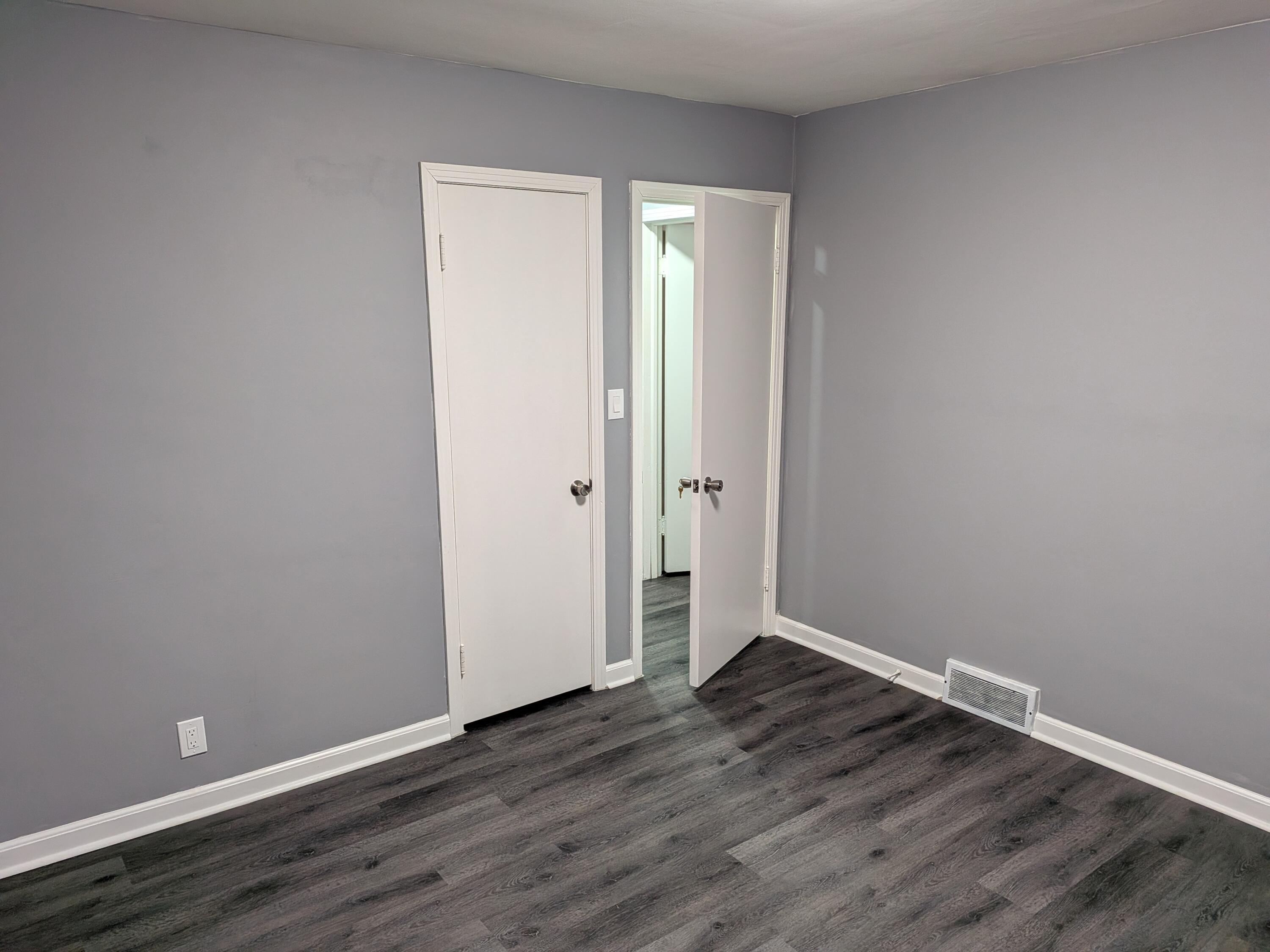 5817 North 91st Street Milwaukee, WI 53225 - Photo 16 of 29 Bedroom 3_1