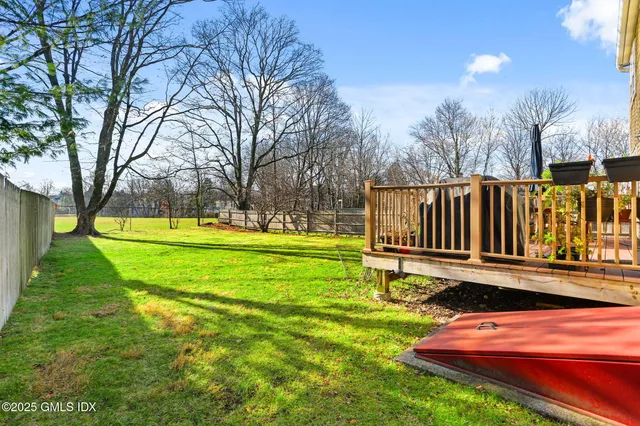 a view of backyard with tree