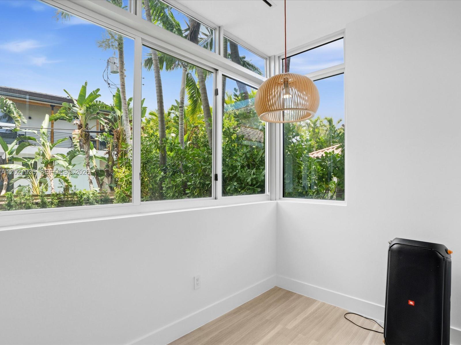 125 Hampton Lane Key Biscayne, FL 33149 - Photo 33 of 81