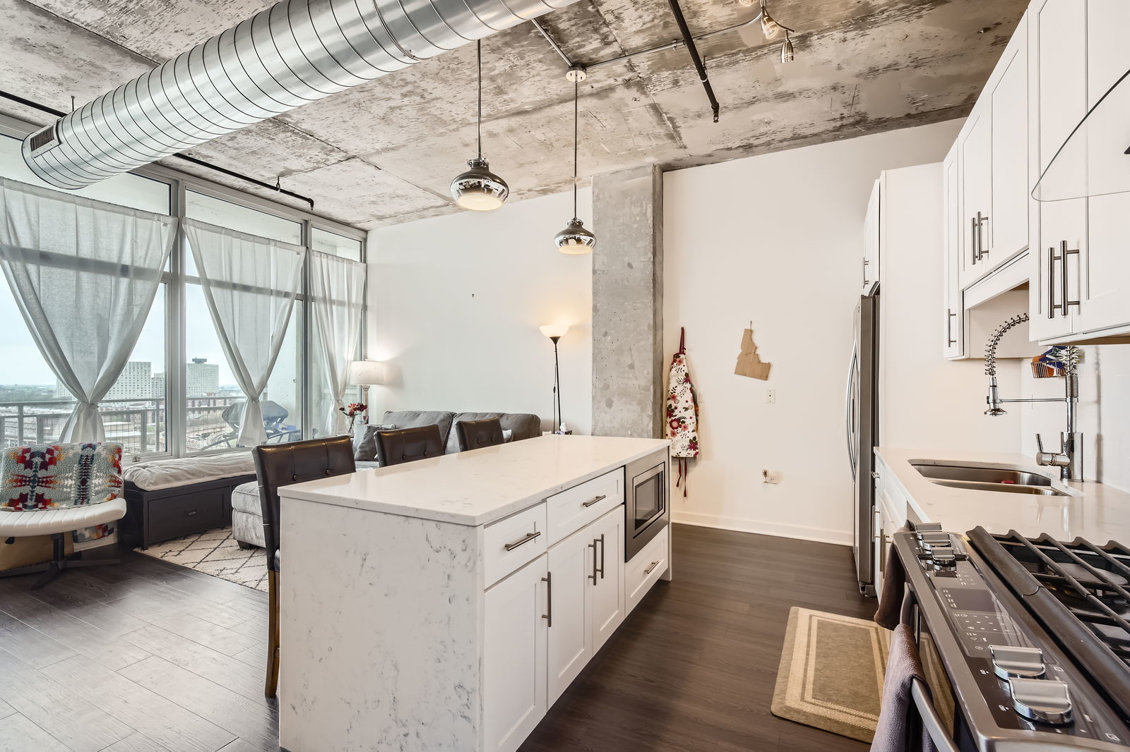 50 East 16th Street, Unit 1111 Chicago, IL 60616 - Photo 15 of 32