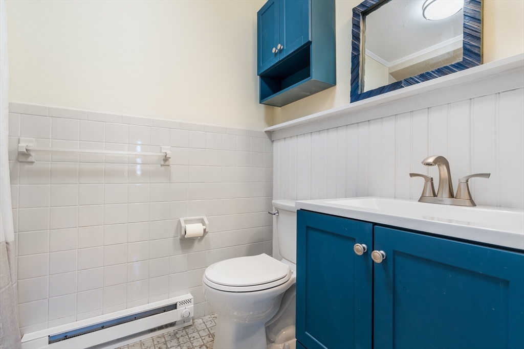 222 School Street, Unit 9 Walpole, MA 02081 - Photo 9 of 22