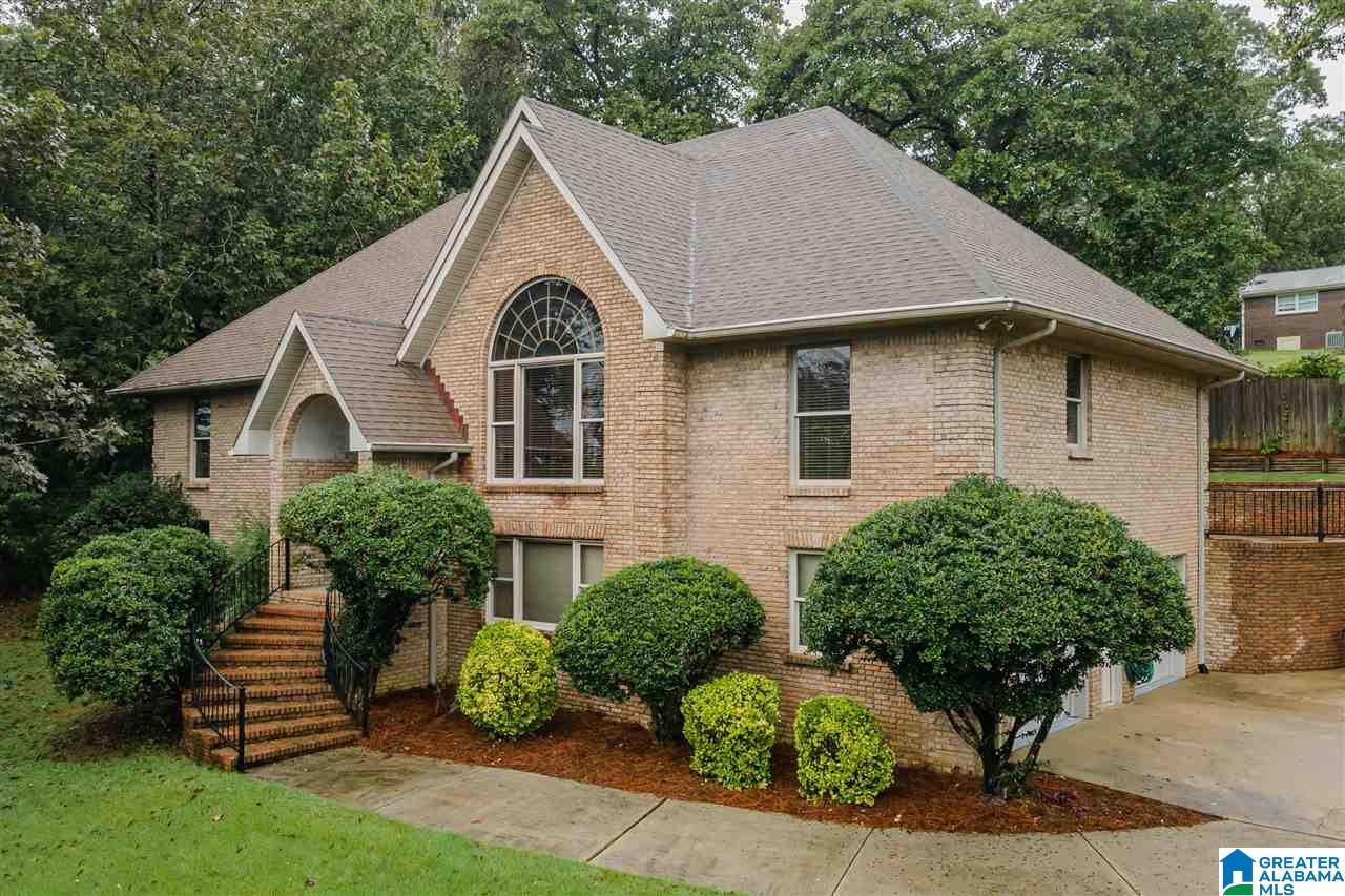 635 Bennett Drive Alabaster, AL 35007 - Photo 1 of 44
