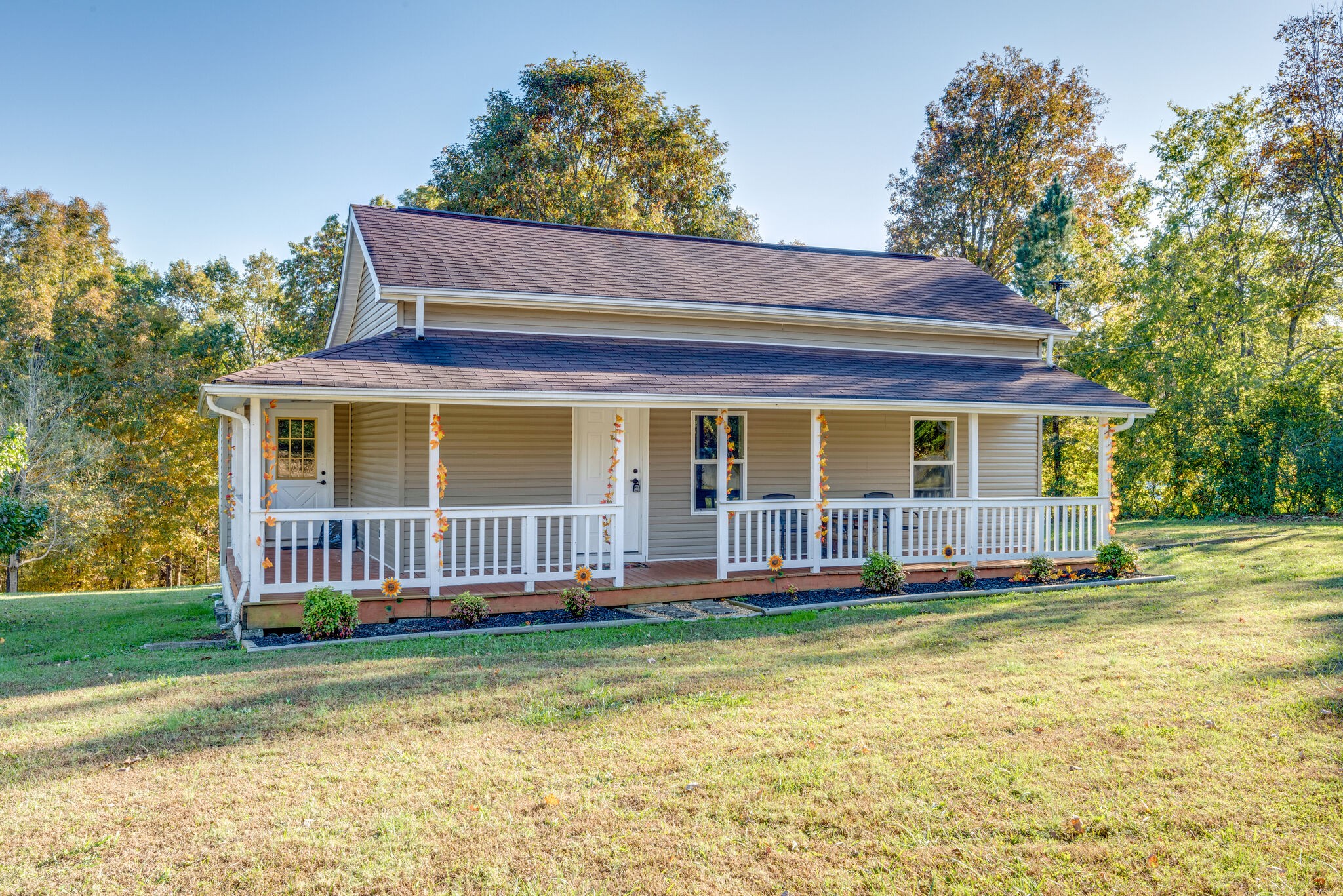1048 Cheek Road Cumberland Furnace, TN 37051 - Photo 3 of 25 Gallery Image 3