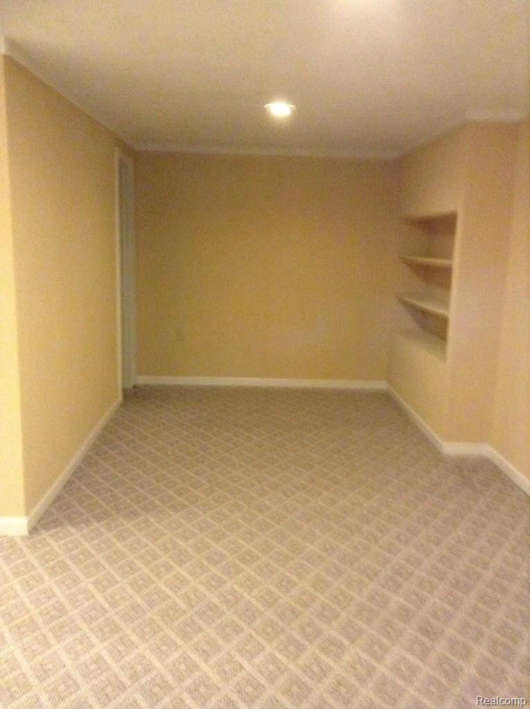 3360 Primrose Drive Rochester, MI 48307 - Photo 14 of 43 IMG_3628.jpg