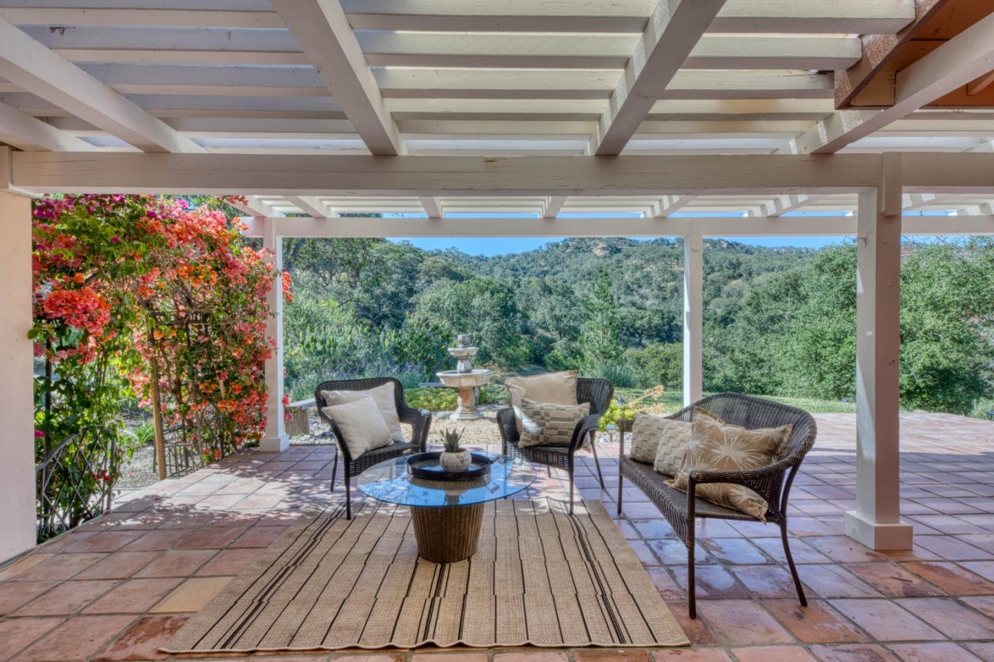 328 San Benancio Road Salinas, CA 93908 - Photo 10 of 46