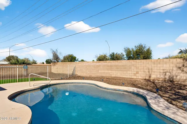$400,000 | 3320 West Melinda Lane, Phoenix, AZ 85027