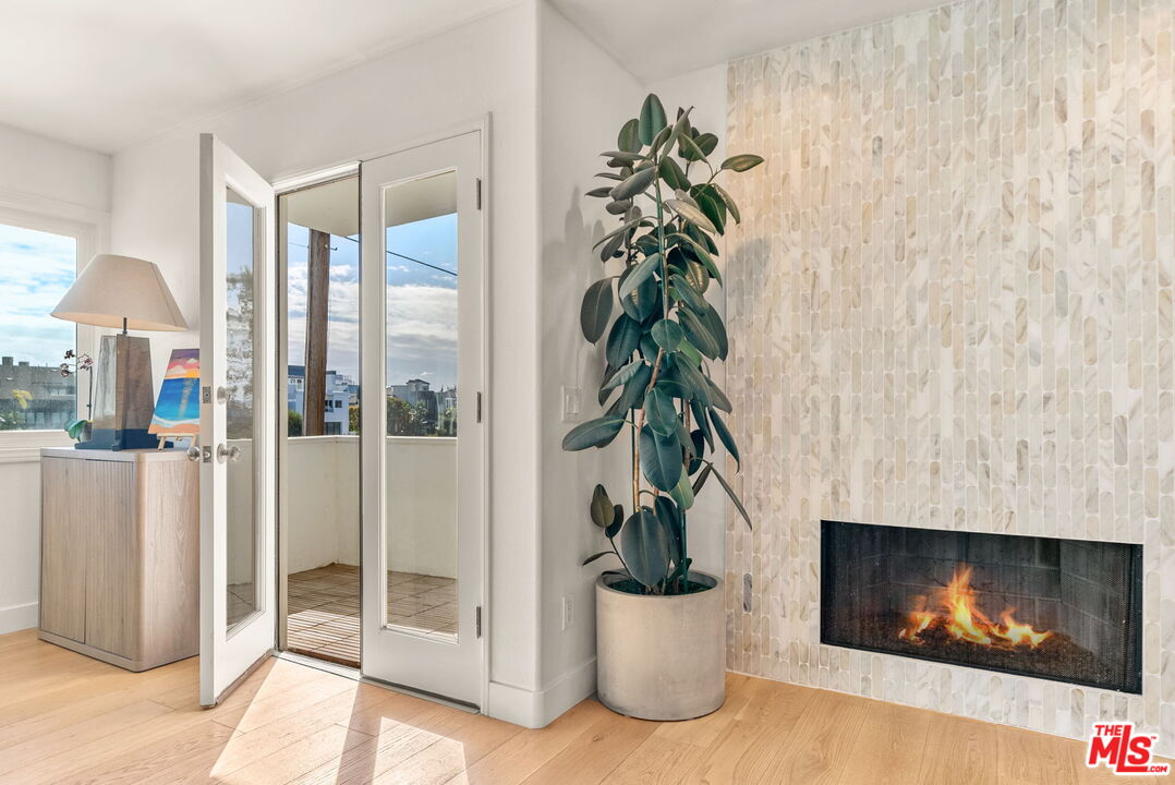 29 Lighthouse Street, Unit 2 Marina del Rey, CA 90292 - Photo 12 of 46