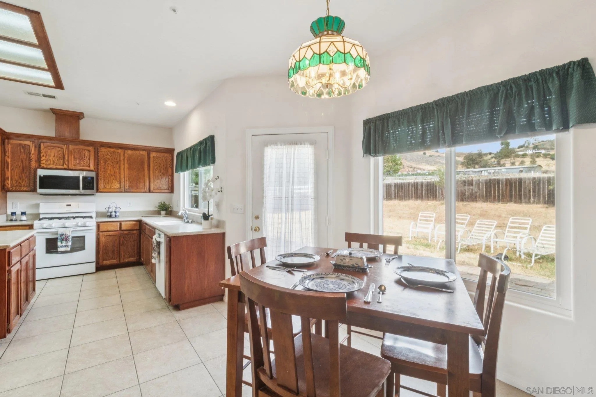 1346 Wilson Road Ramona, CA 92065 - Photo 19 of 71 Open concept homes ramona