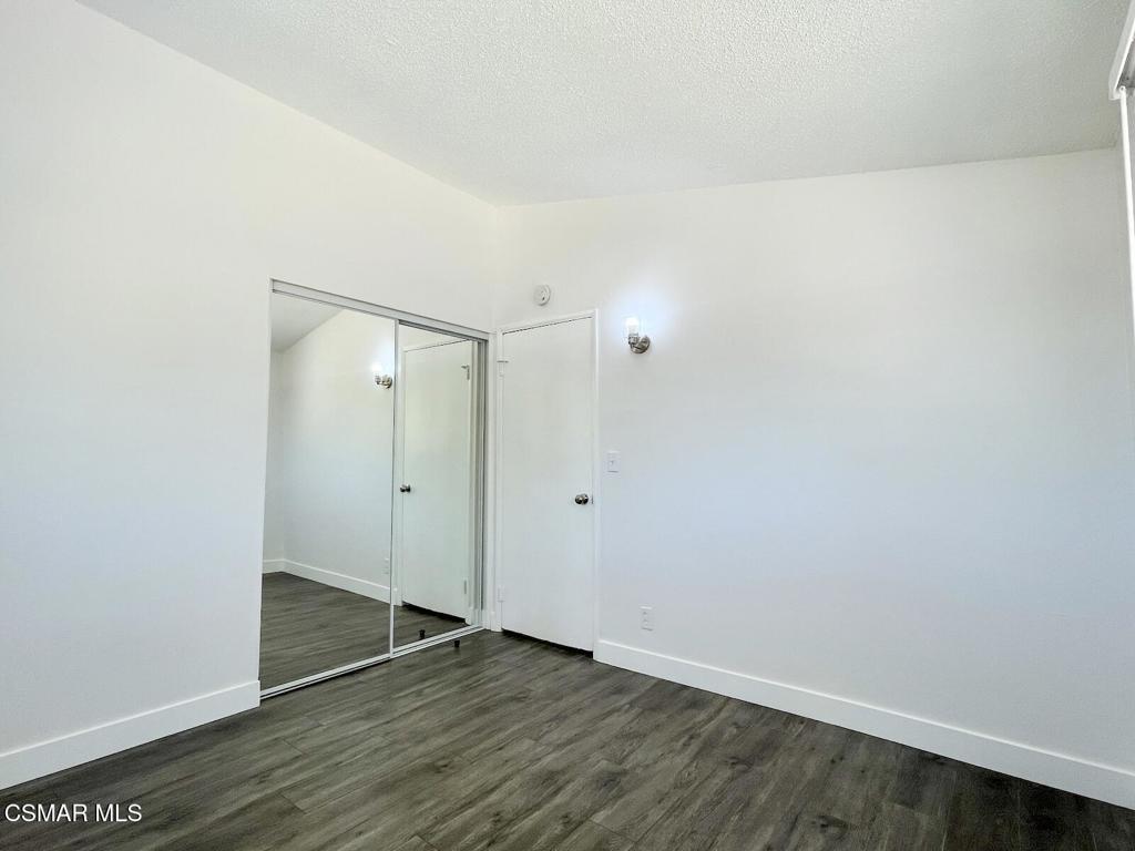 1507 Buster Street Simi Valley, CA 93065 - Photo 22 of 32