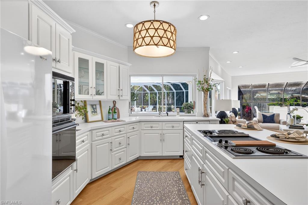 129 Edgemere Way South Naples, FL 34105 - Photo 23 of 50