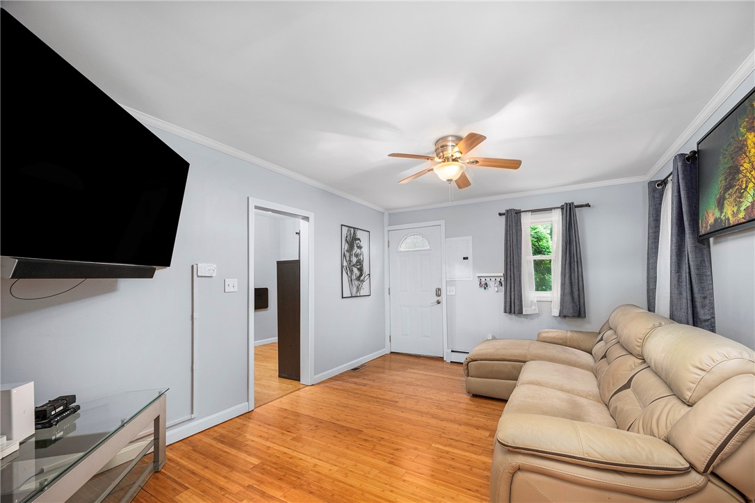 930 Knotty Oak Road Coventry, RI 02816 - Photo 8 of 26