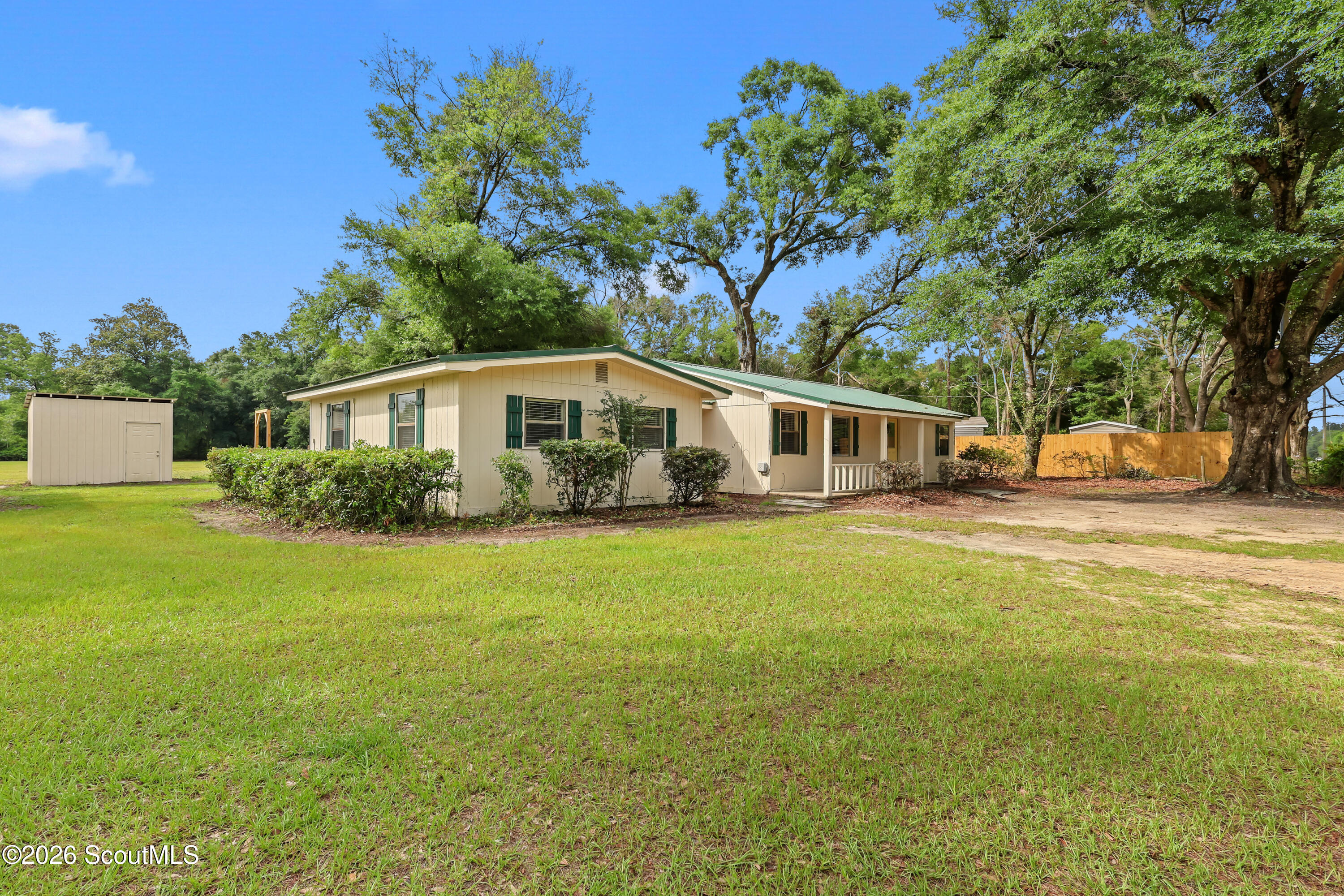 960 Old Doctortown Road Jesup, GA 31545 - Photo 1 of 32 9W1A8050