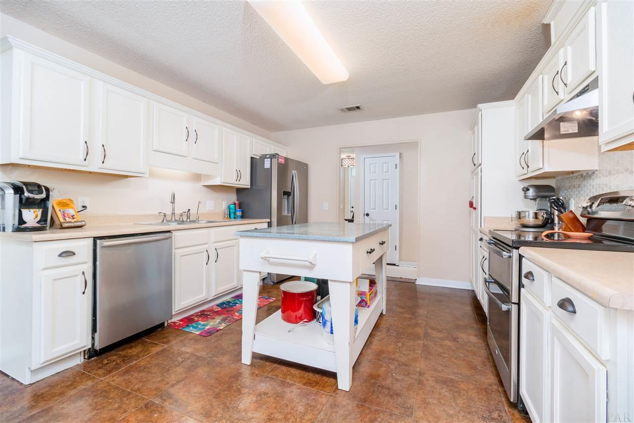 4994 Timber Ridge Drive Pace, FL 32571 - Photo 11 of 36