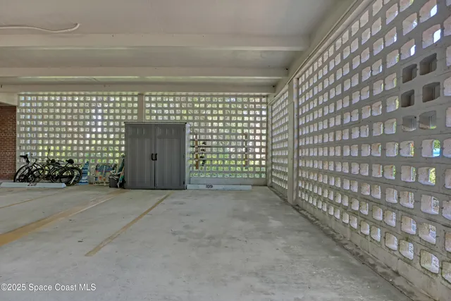 $249,900 | 240 Hammock Shore Drive, Unit 109, Melbourne Beach, FL 32951