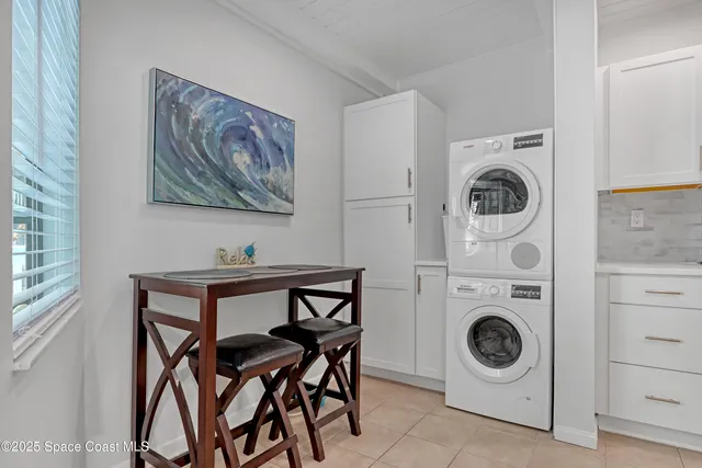 $249,900 | 240 Hammock Shore Drive, Unit 109, Melbourne Beach, FL 32951