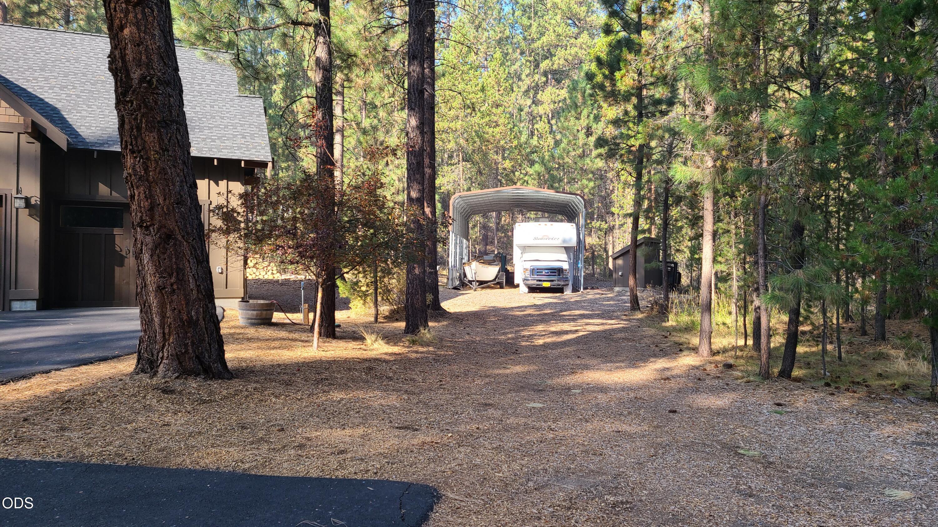 54937 Forest Lane Bend, OR 97707 - Photo 19 of 61