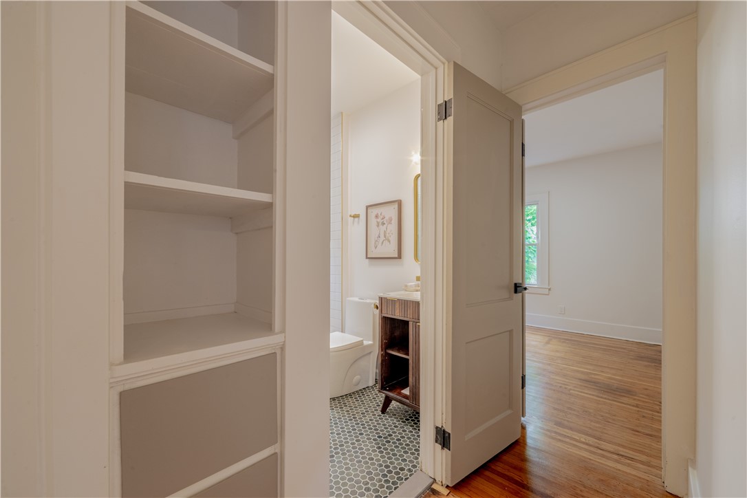 312 Brooks Avenue Rochester, NY 14619 - Photo 11 of 32