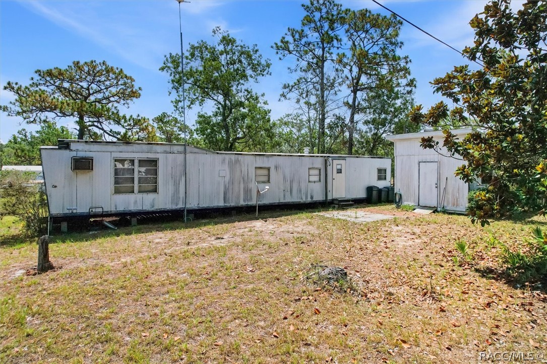 4675 Roses Court Homosassa, FL 34446 - Photo 4 of 22