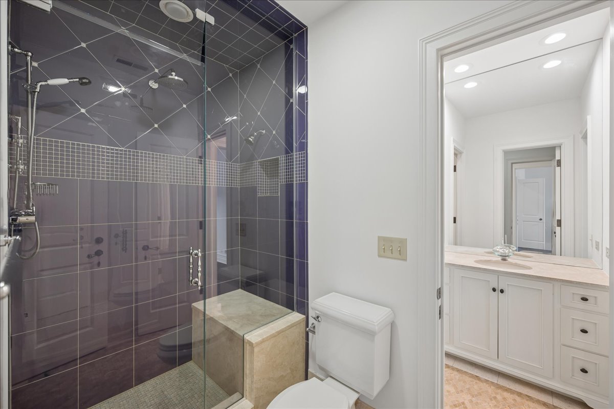 725 Valley Road Glencoe, IL 60022 - Photo 31 of 49