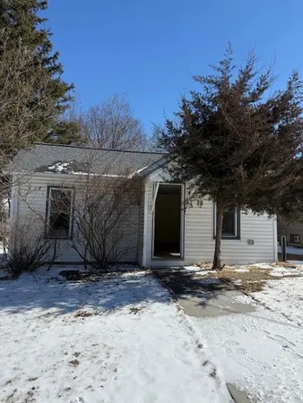 $110,000 | 14 4th Avenue Southeast, Dodge Center, MN 55927