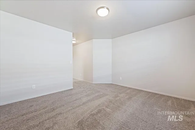 $402,990 | 3085 South Saratov Avenue, Kuna, ID 83634