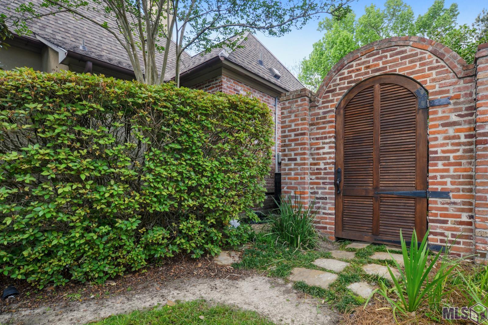 6407 Province Lane Baton Rouge, LA 70808 - Photo 4 of 16 Gallery Image 4