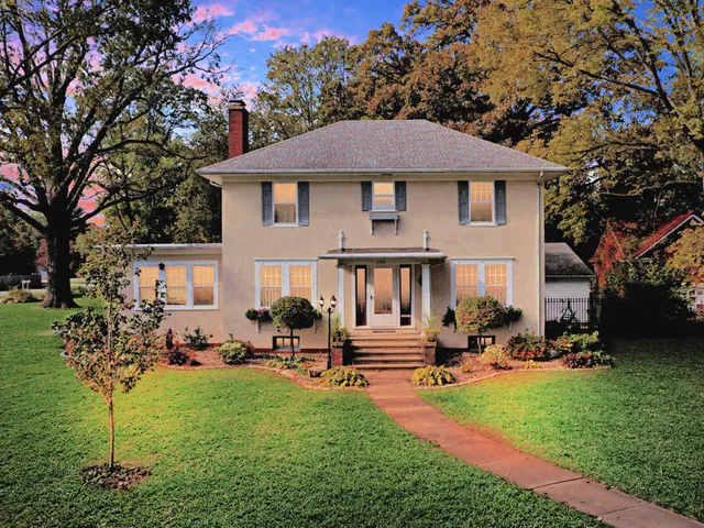 $300,000 | 200 North Henson Road, Villa Grove, IL 61956