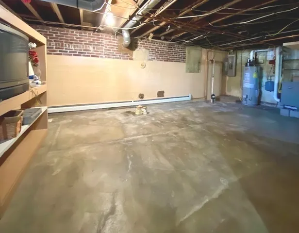 $300,000 | 200 North Henson Road, Villa Grove, IL 61956