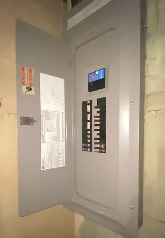 $300,000 | 200 North Henson Road, Villa Grove, IL 61956