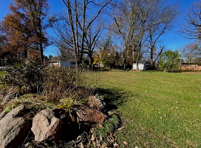 $300,000 | 200 North Henson Road, Villa Grove, IL 61956