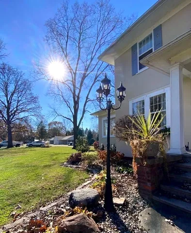 $300,000 | 200 North Henson Road, Villa Grove, IL 61956