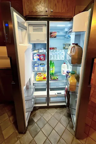 $300,000 | 200 North Henson Road, Villa Grove, IL 61956