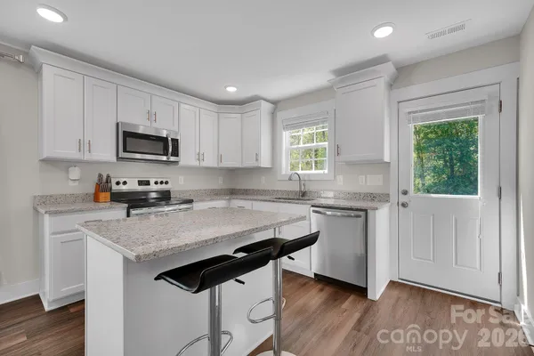 $285,000 | 2877 Vale Avenue, Kannapolis, NC 28081